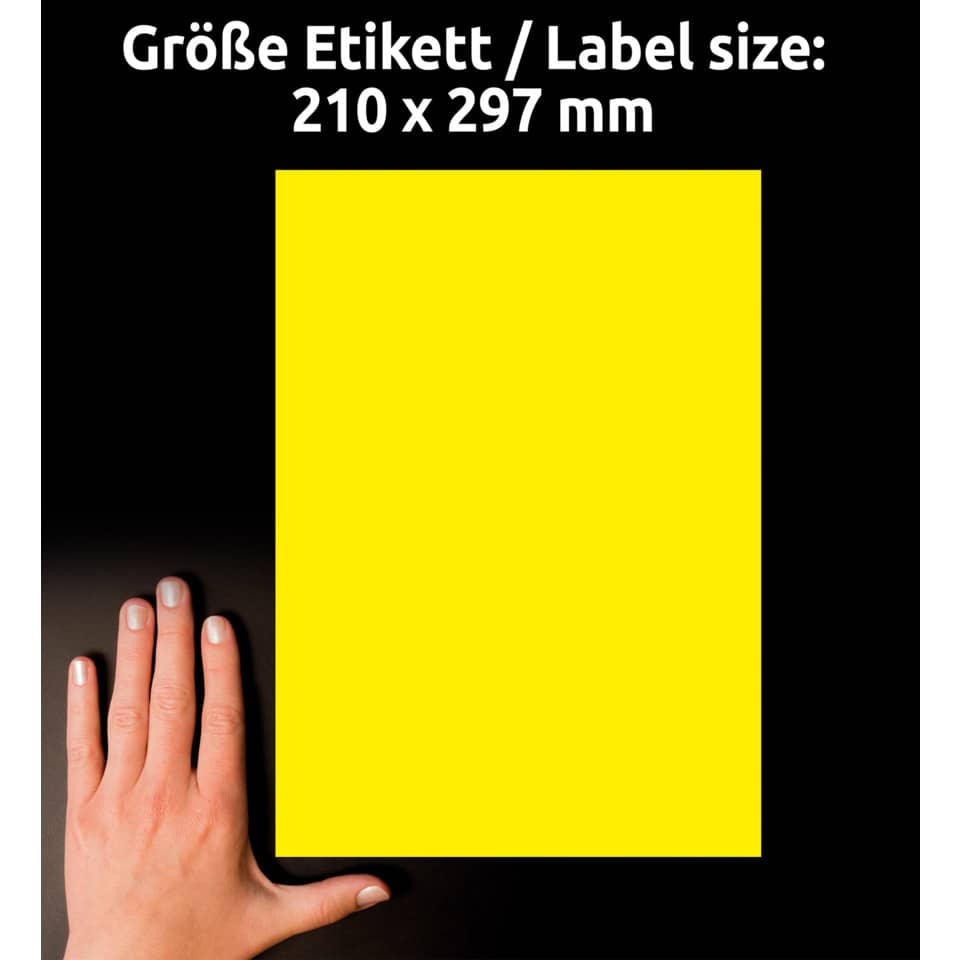 gelbes Rechteck, gelbe Karteikarte, Etikettenmaß 210x297 mm, handen zur Größenangabe, schwarzer Hintergrund