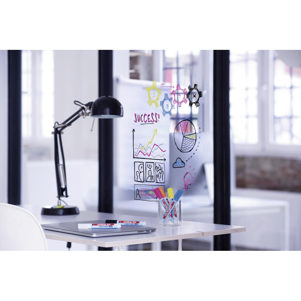 Schreibtisch, Arbeitszimmer, Whiteboard, Kunstmarker, Lichtquelle