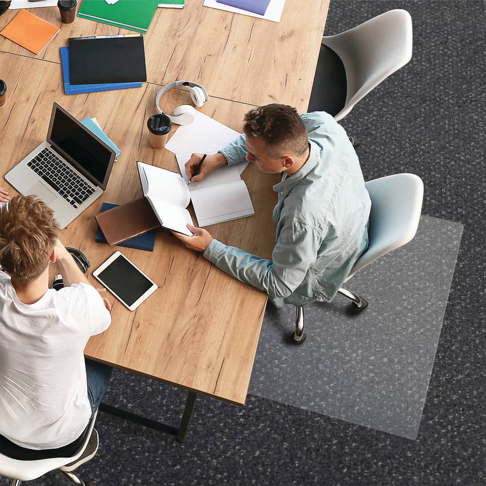 Person, Mobiliar, Drinnen