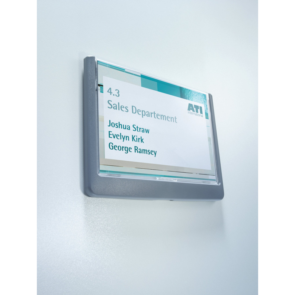 nameplate, sign, Direndeur?, office sign, text on sign