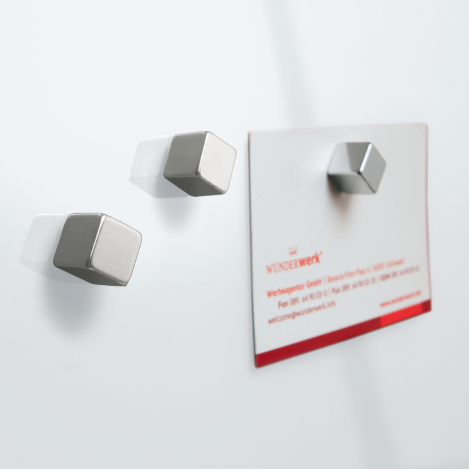 kamm-verschluss, wandhaken, metallic, metallisch, klein, magnet, metal knob, cabinet knob, square shape, silver