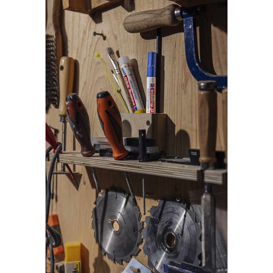 Werkzeugschrank, Allzweckwerkzeug, Sägeblätter, Schraubendreher, Bohrer