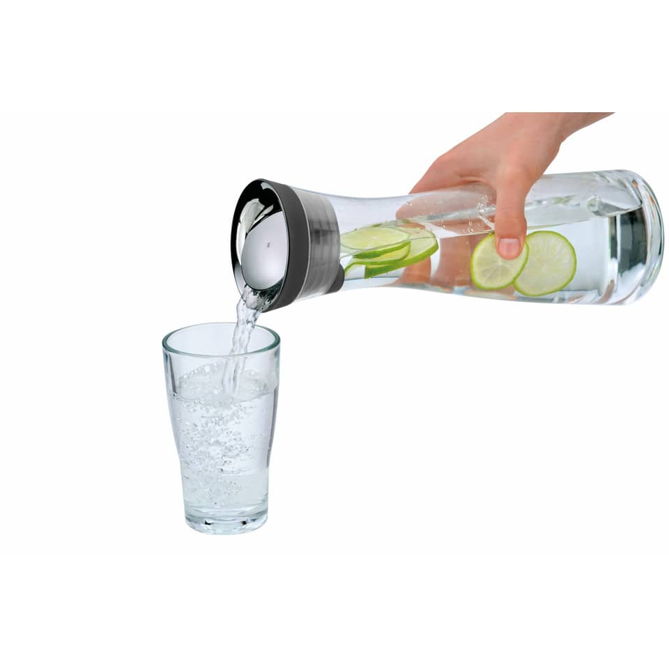 Wasser Karaffe, Trinkflasche, Zitronenscheiben, Auslauf-Behälter, Gehäuse mit Auslauf