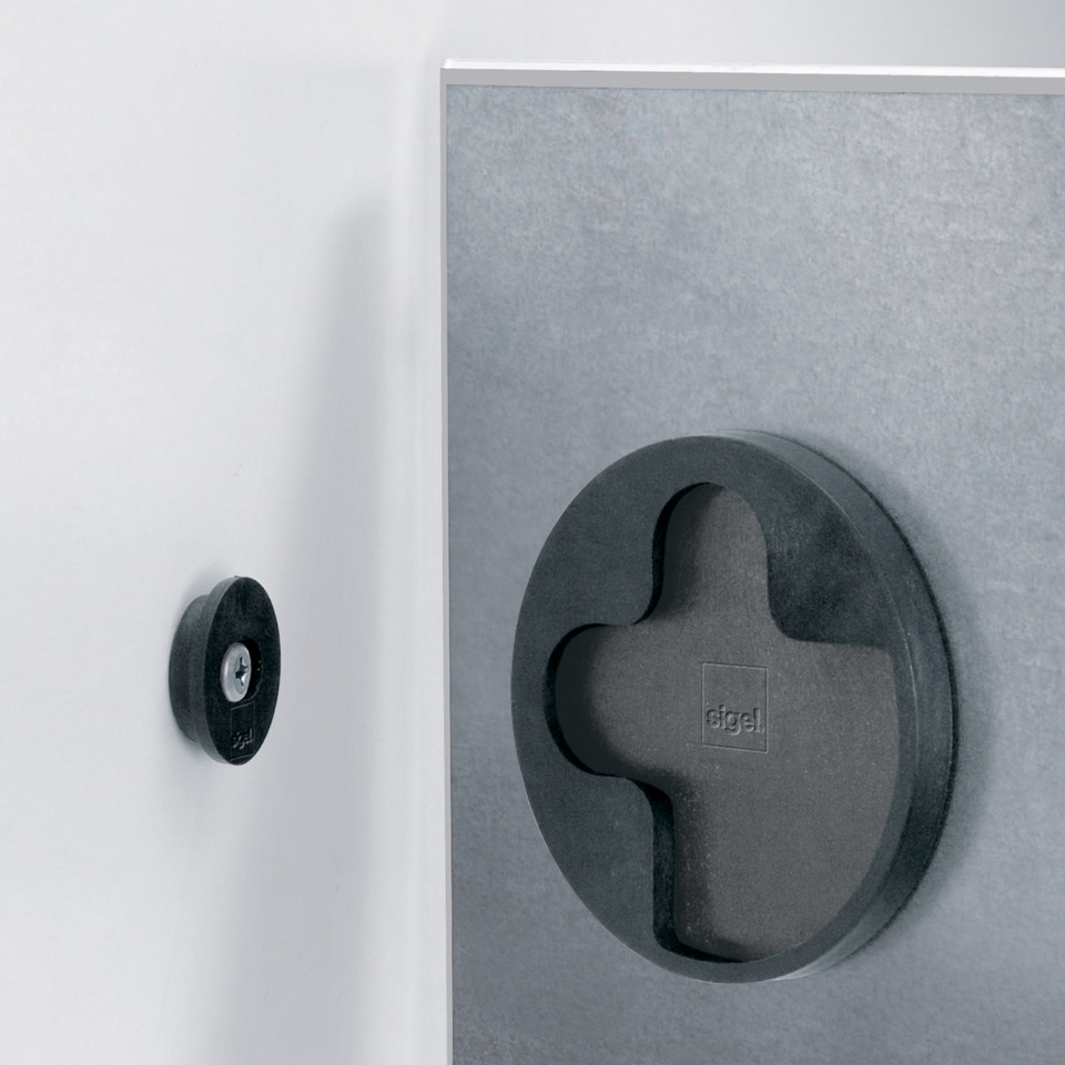 Gehäuseverschluss, Metallplatte, Rundknopf, Klemmmechanismus, Schloss, Washer knob, Slim door fastener, Metal panel, Black plastic knob, Circular insert
