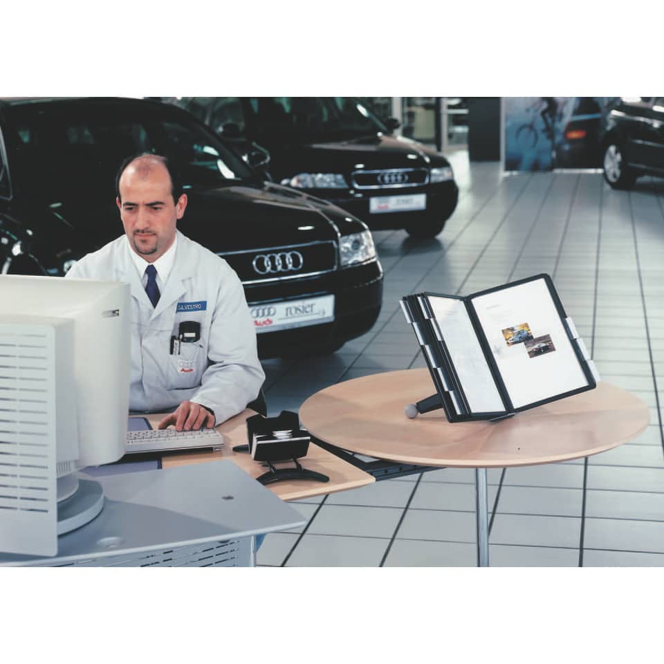 Auto showroom, Kundendienst, Tabellentragbares Display, Dokumentenkarten, Autoservis