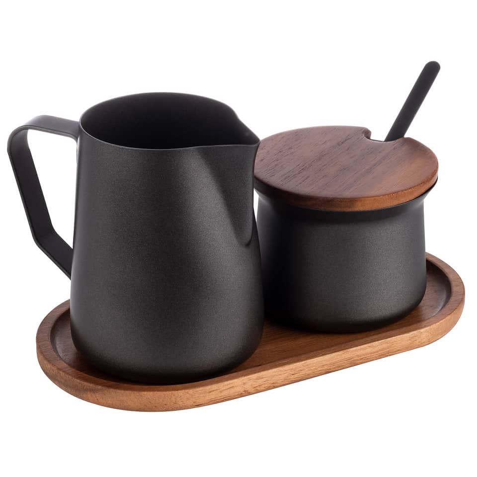 Kaffeekanne, Milchkanne, Karaffe, Metallisch, Holzunterlage