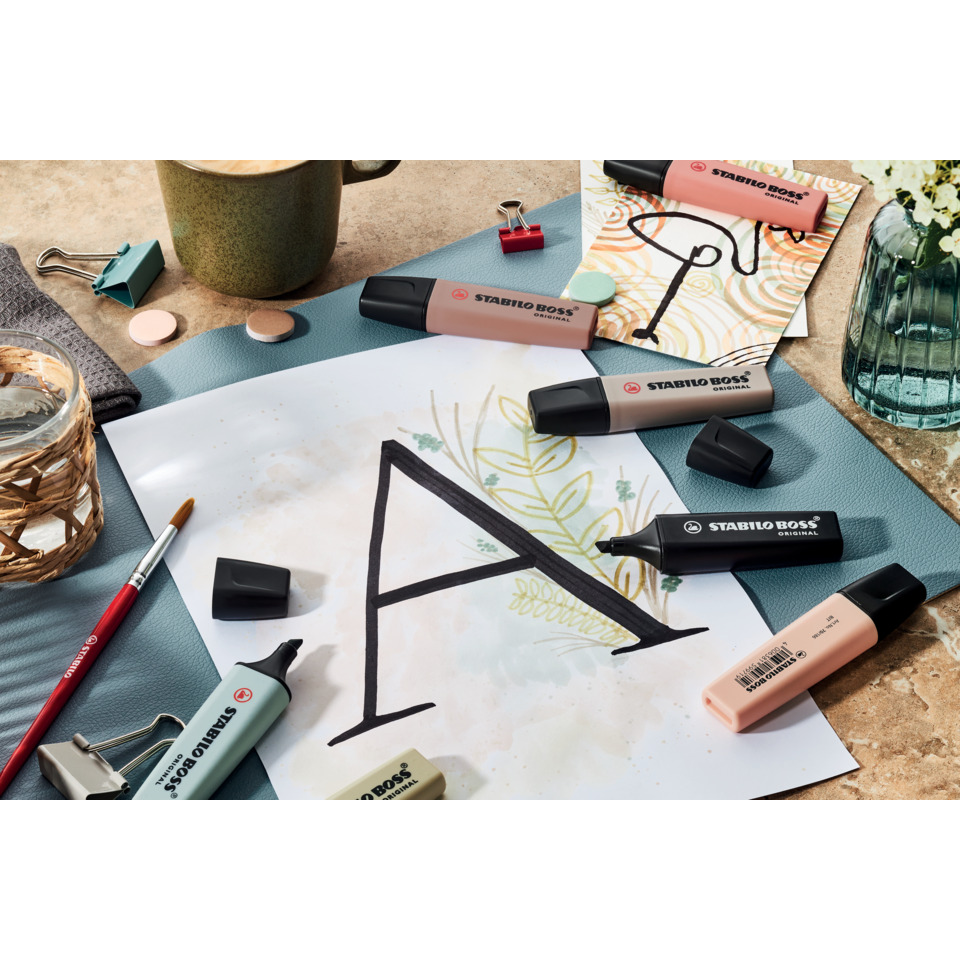 Wasserfarben, Marker, Stifthalter, Papier, Schriftzug STABILO BOSS