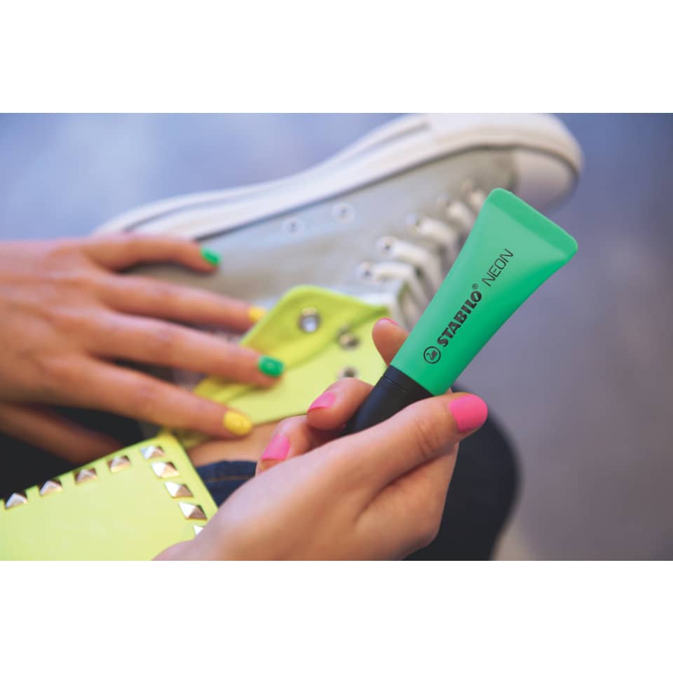 Bekleidung, Schuhwerk, Schuh