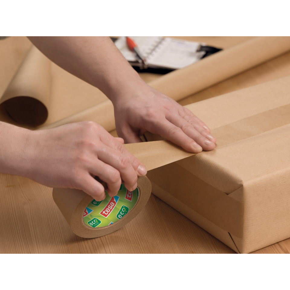 Verpackung, Braunes Papier, Klebeband, Umreifungsklebeband, Kartonbox