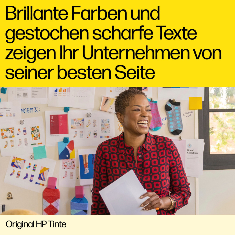 frau, büro, präsentation, unterlagen, gelbe bande