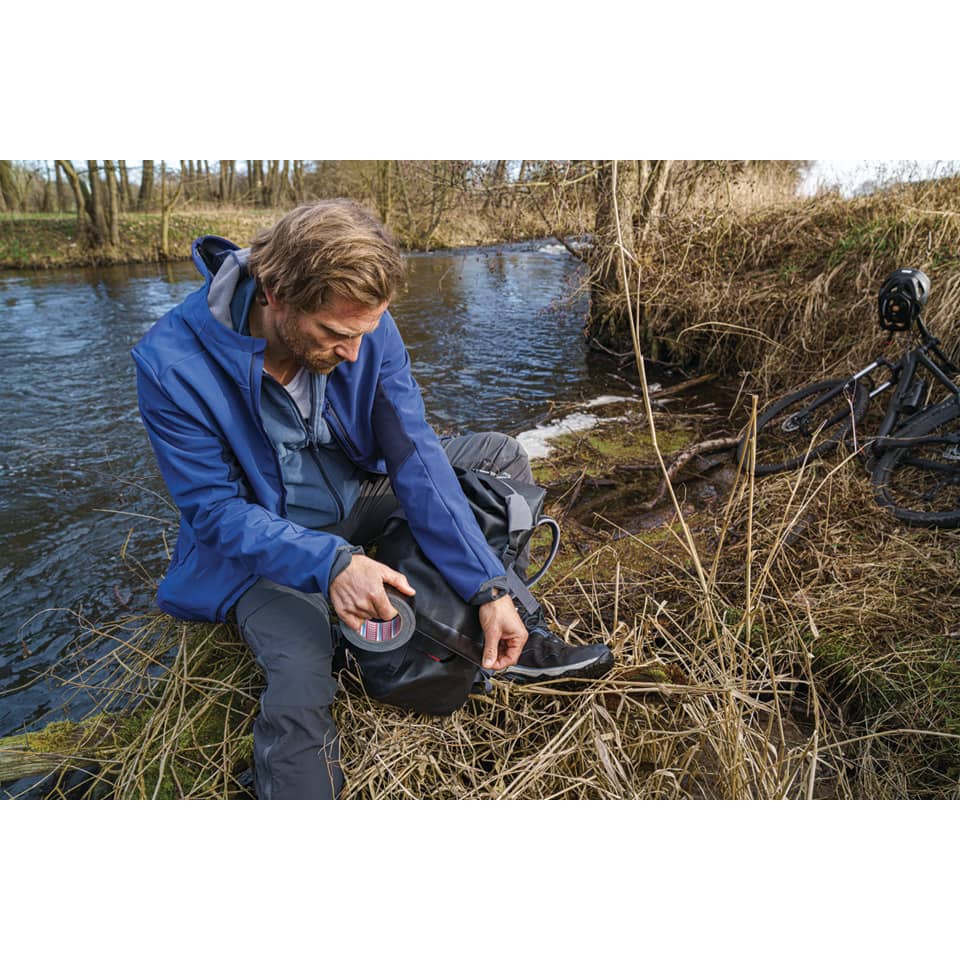 Mantel, Person, Sitzen, Jacke, Hosen