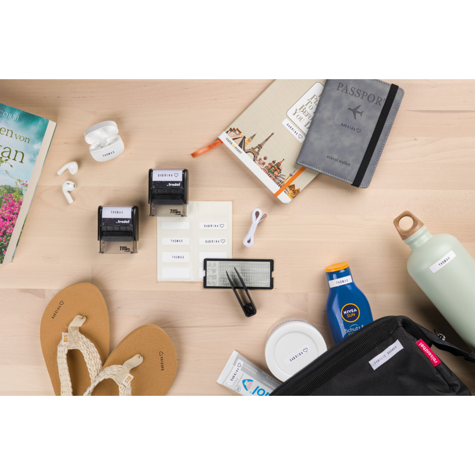 Reise-Accessoires, Reiseplaner, Kofferanhänger, Schuhe Schlafsack?, Reise-Checkliste