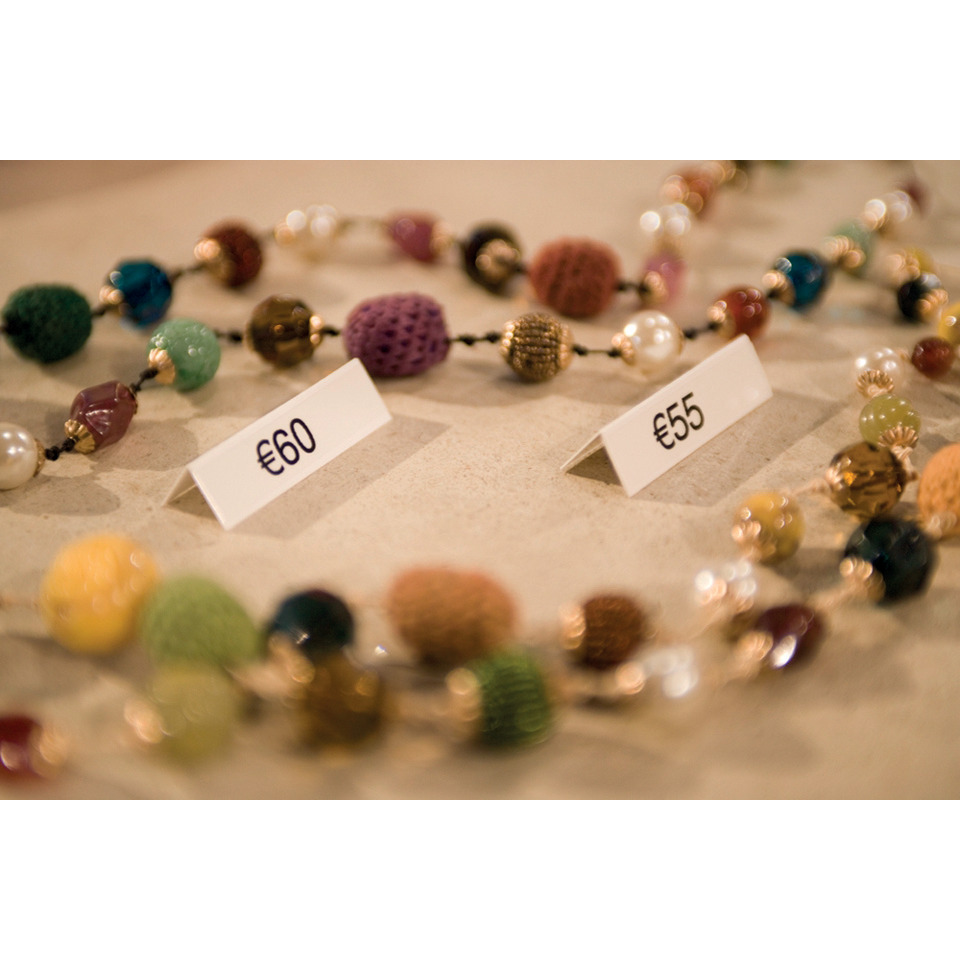 Schmuck, Halskette, Perlen, Gemischte Perlen, Preisetiketten