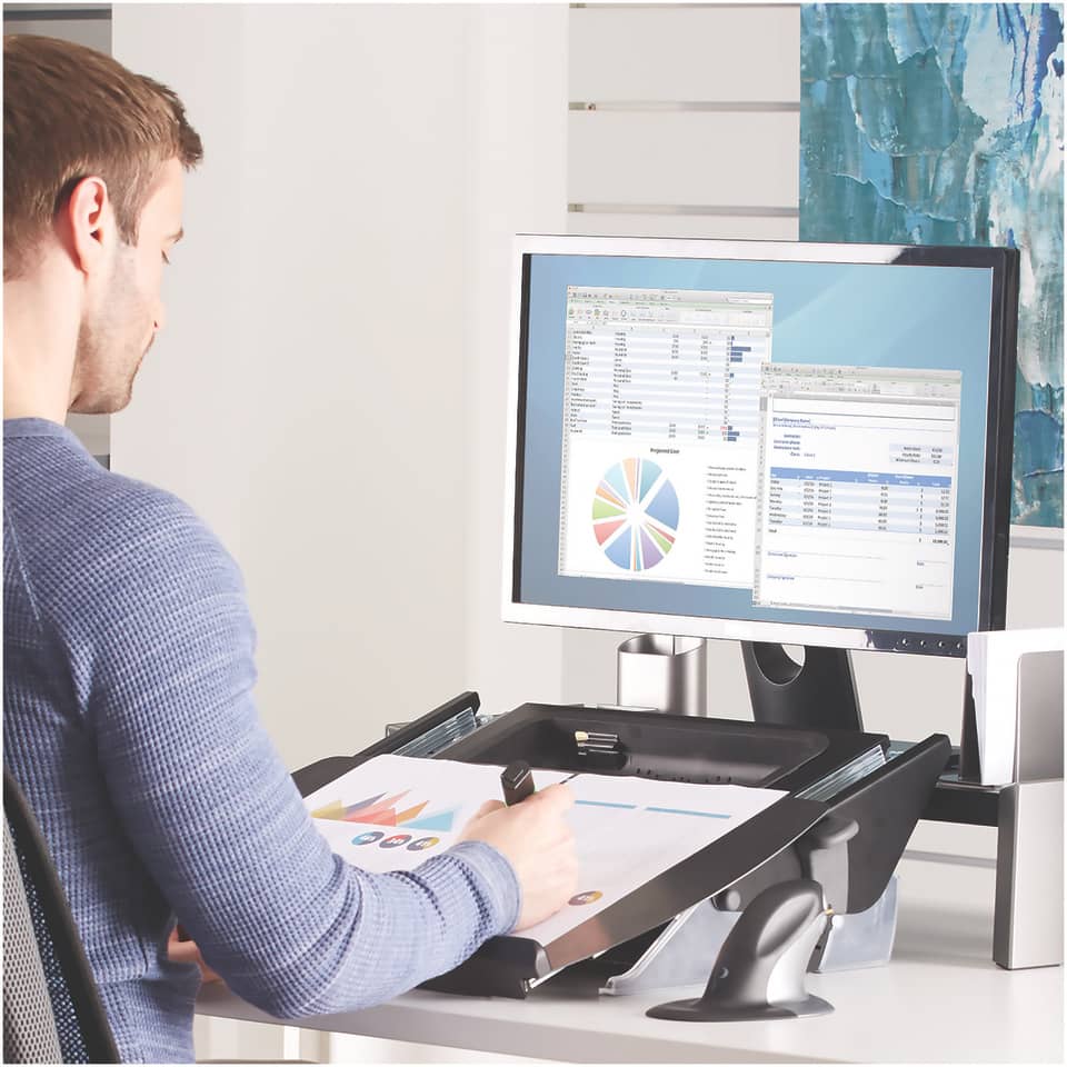 monitor, computer, desk, person, pie chart