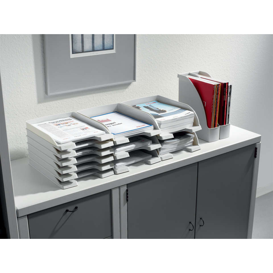 A4-Ordner, Büromaterial, Aktenordner, Schränkerschrank, Laufwerk?