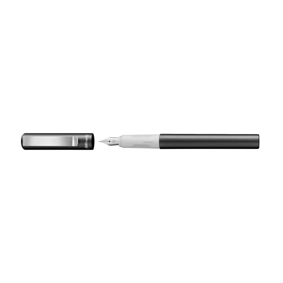 Fountain pen, Nib, Kappe, Schwarzer Körper, Metallclip