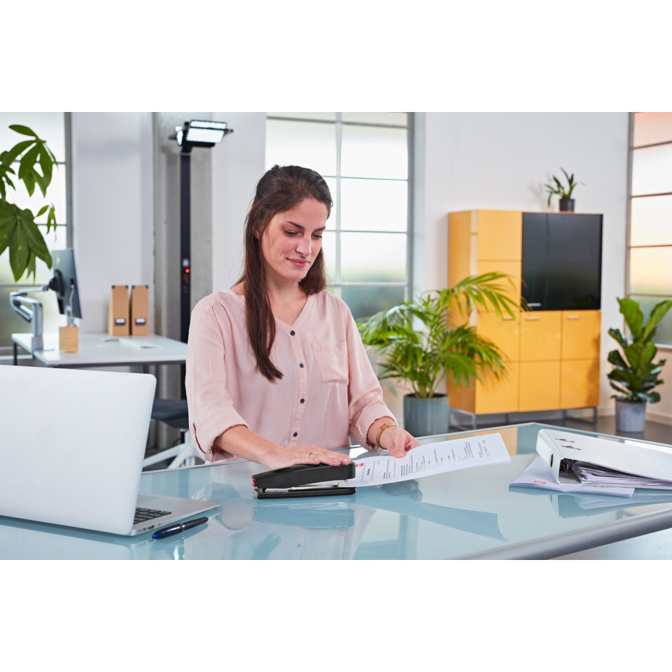 office, Frau, Dokumente, Schreibtisch, Elektronik