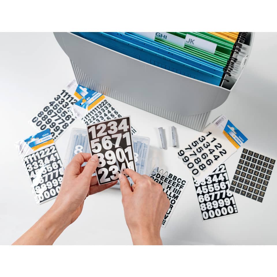 Zahlenschablonen, Nummernkarten, Ausdrucke, Kassenscanner, Organisationsmaterial