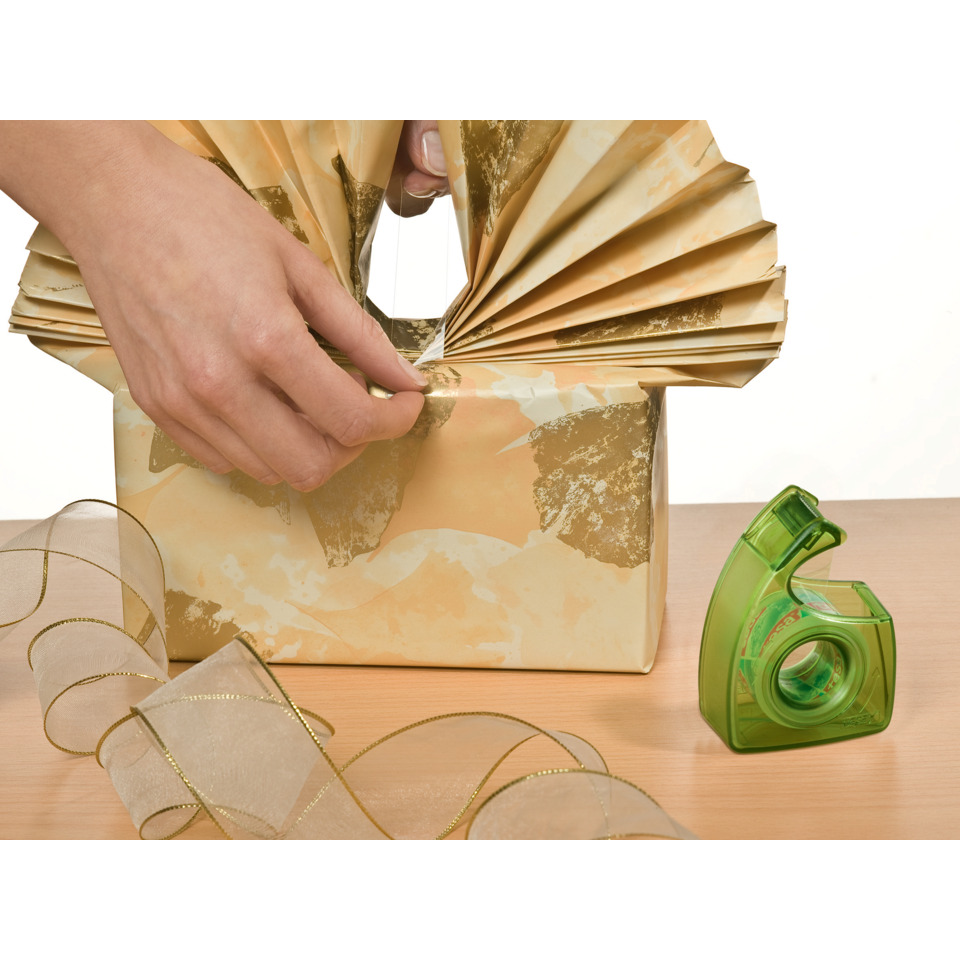 Geschenkverpackung, Geschenkpapier, Schleife, Band, Klebeband