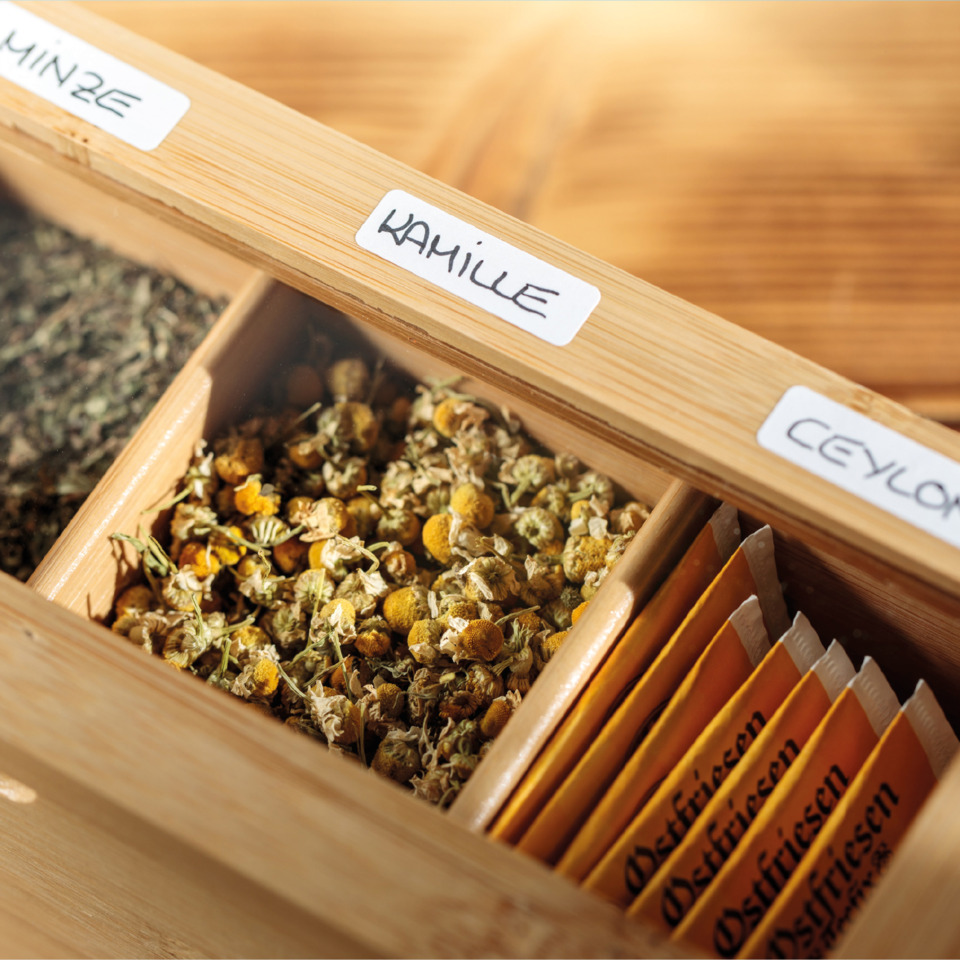 Kräuter, Teemischung, Kamille, Kamilleblüten, Teebeutel-Sachets, Kräuter, Kamille, Kräutermischung, Teesammlung, Baderaromatik