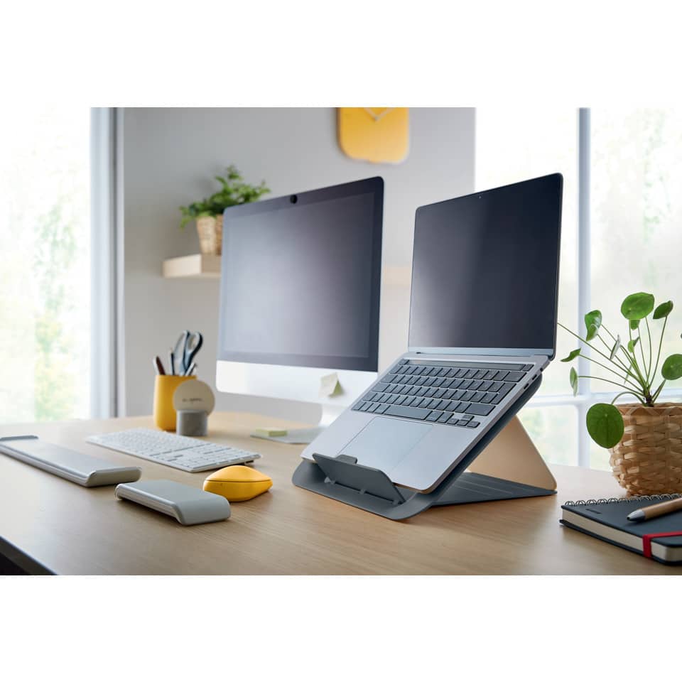 Schreibtisch-Setup, Laptop-Ständer, Doppelmonitor, Arbeitsplatz, Arbeitsplatz-Elektronik