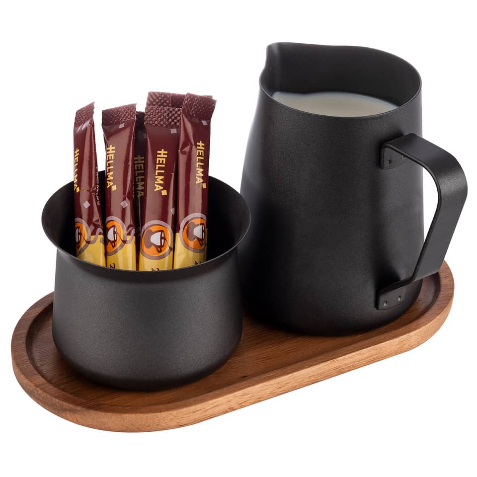 Kaffeekanne, Milchkanne, Kännchen, Trinkset, Holztablett