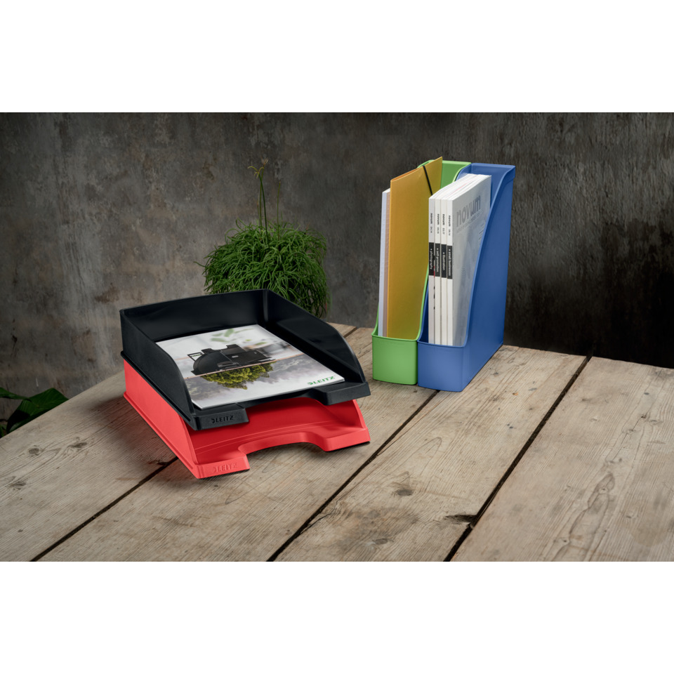 Posteingang-Ordner, Ordnerablage, Schreibwaren, Ablagekorb, Leitz, ordner, aktenmappe, büromaterial, stapler, briefablage