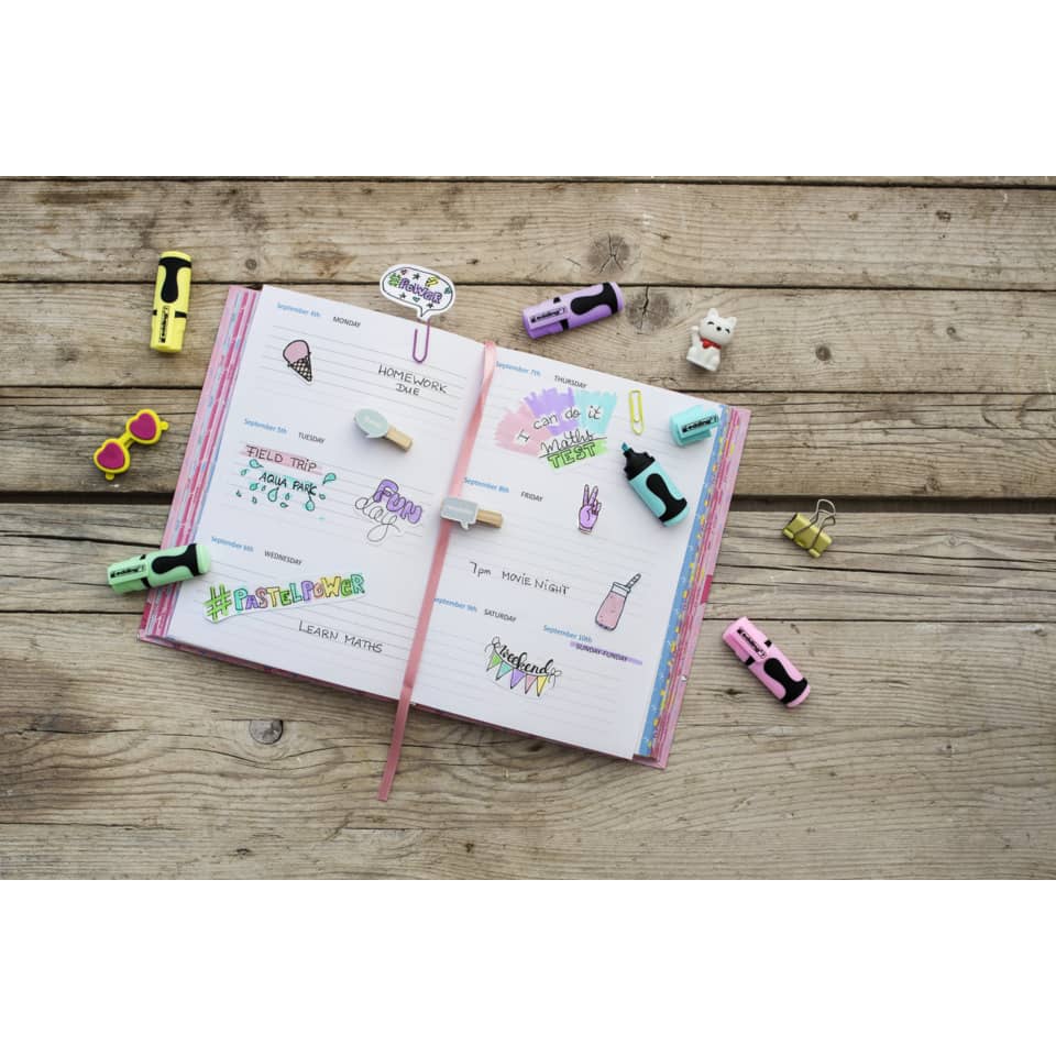 Notizbuch, Planer, Stifte, Klebeclip, Broschüren