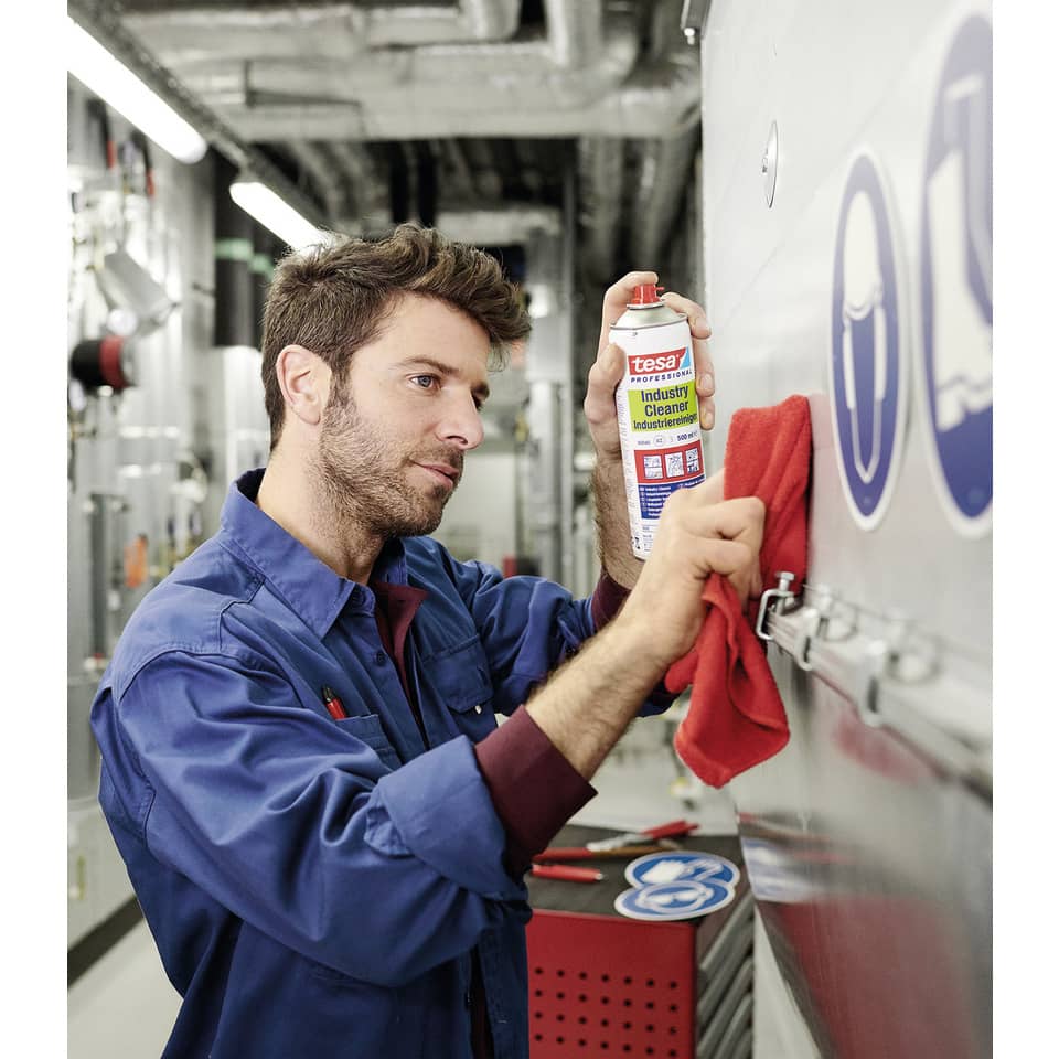 industr Cleaner, spray can, mechanic, workwear, red cloth