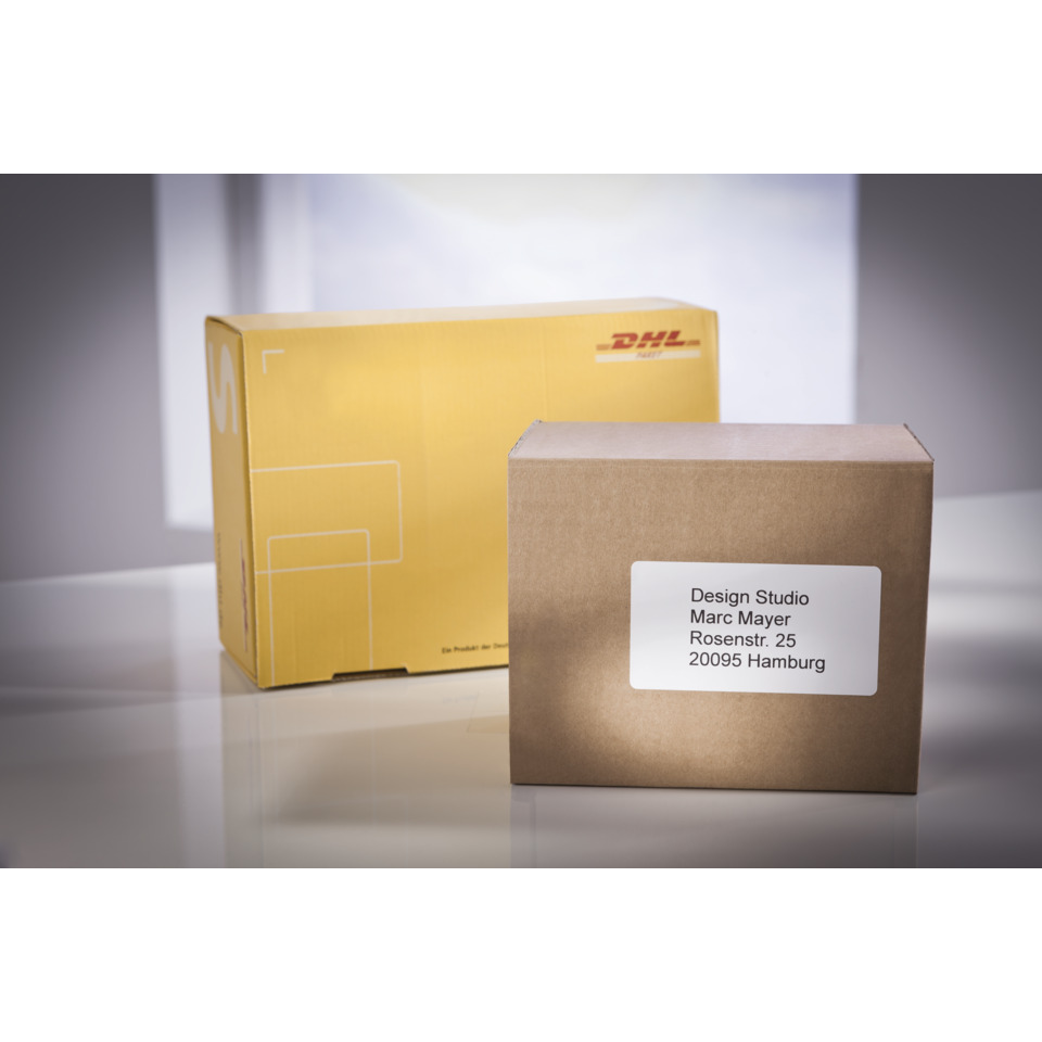 Verpackung, Karton, Versandbox, braune Box, gelbe Box, Paket, Kartonbox, Versandbox, DHL-Box, Adresserbox