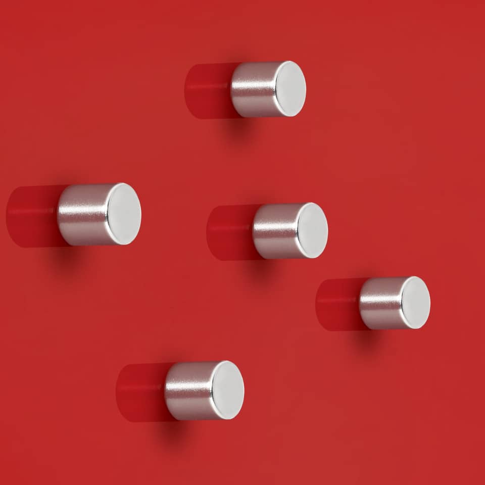 Knopf, Puck, Metall, Rund, Rot