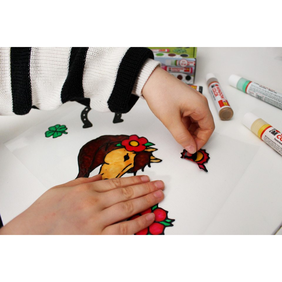 Malvorlage, Ausmalbild, Kinderkunst, Buntes Motiv, Farben