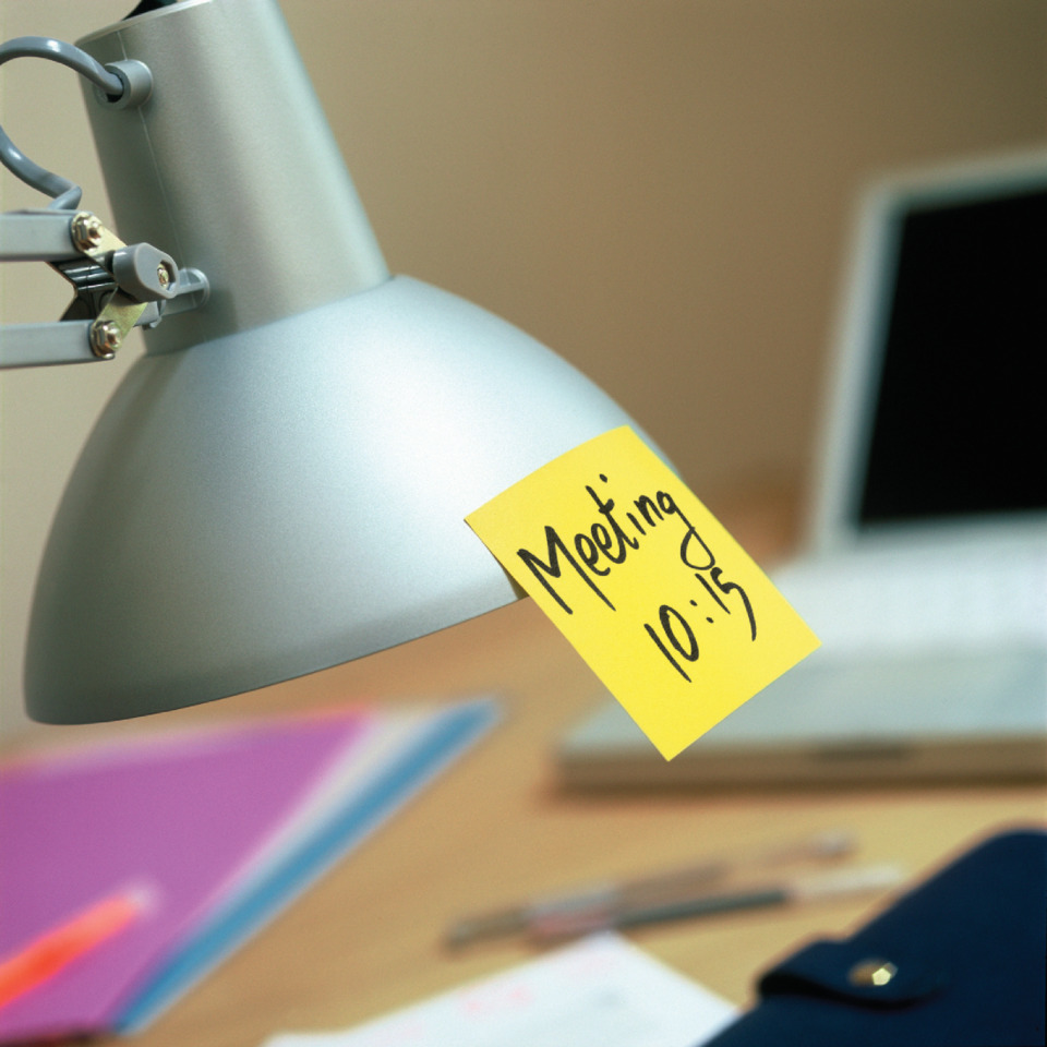 Schreibtisch, Lampe, Notizzettel, Meeting, Büro