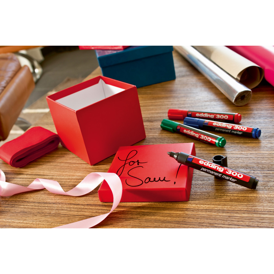  Geschenkset,  rotes Geschenk,  Schachtel,  Marker,  Erinnerungskarte