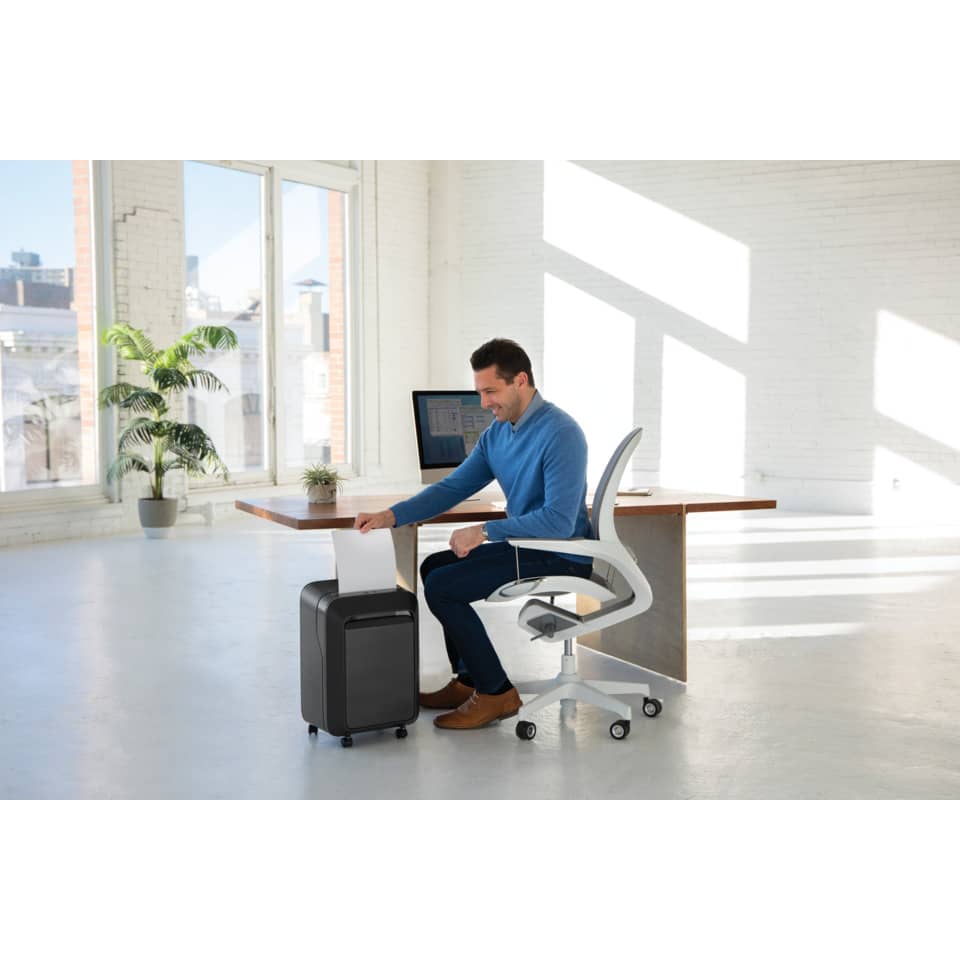 Moebel, Stuhl, Drinnen, Mann, Person