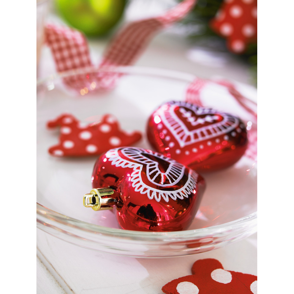 Herz-Christbaumschmuck, Glaskugel, Rot, Weihnachtsdeko, Musternahaufnahme, Herz-Ornament, Glasornament, Rot, Weihnachtsdekoration, Lace-Design