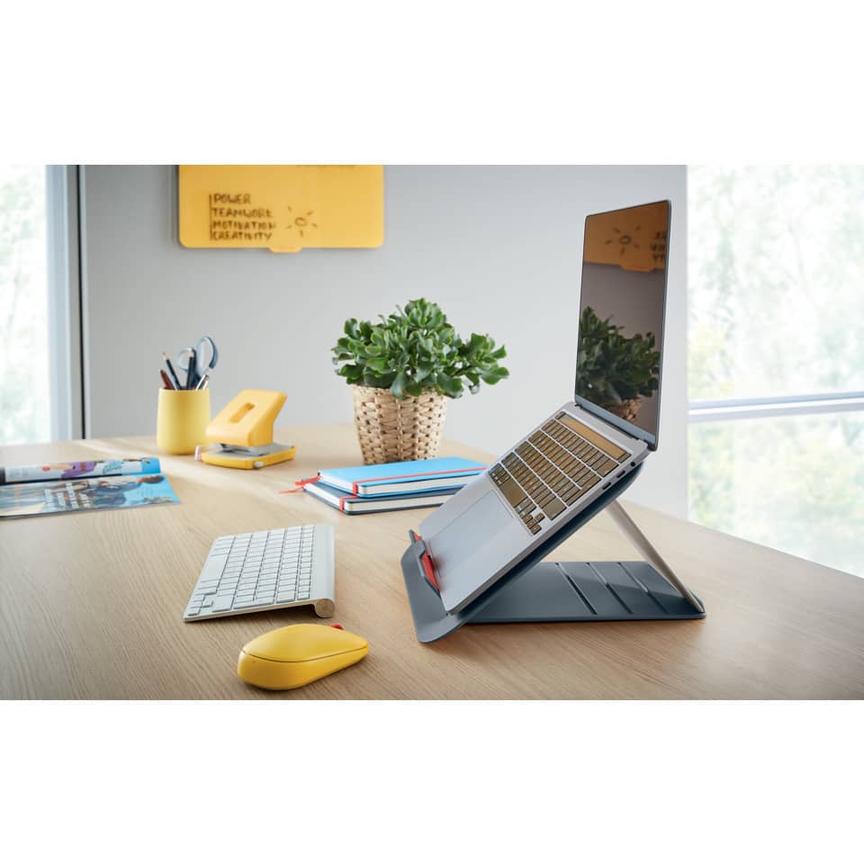 Laptop-Ständer, Docking-Station, Laptop, Tastatur, Maus