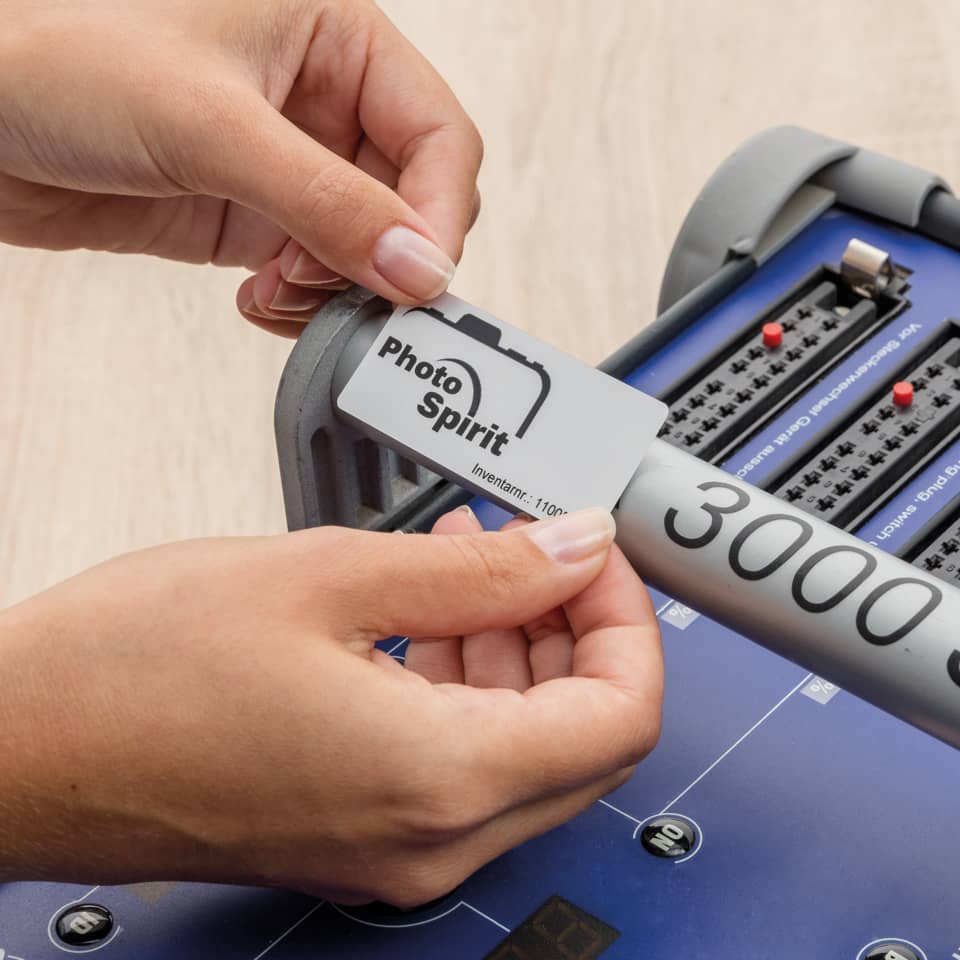 JPG, Brandless tag shows 'Photo Spirit', Tag Card, in-vehicle device, inventory tag, 3000