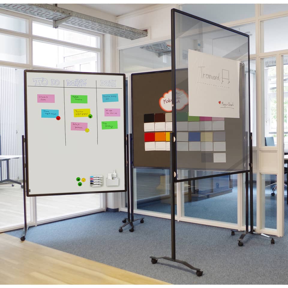 Weißes Brett, Mobiliar