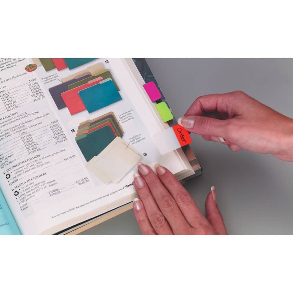 Farbstifte, Ordner, Notizbuch, Tabs, Klebetabs