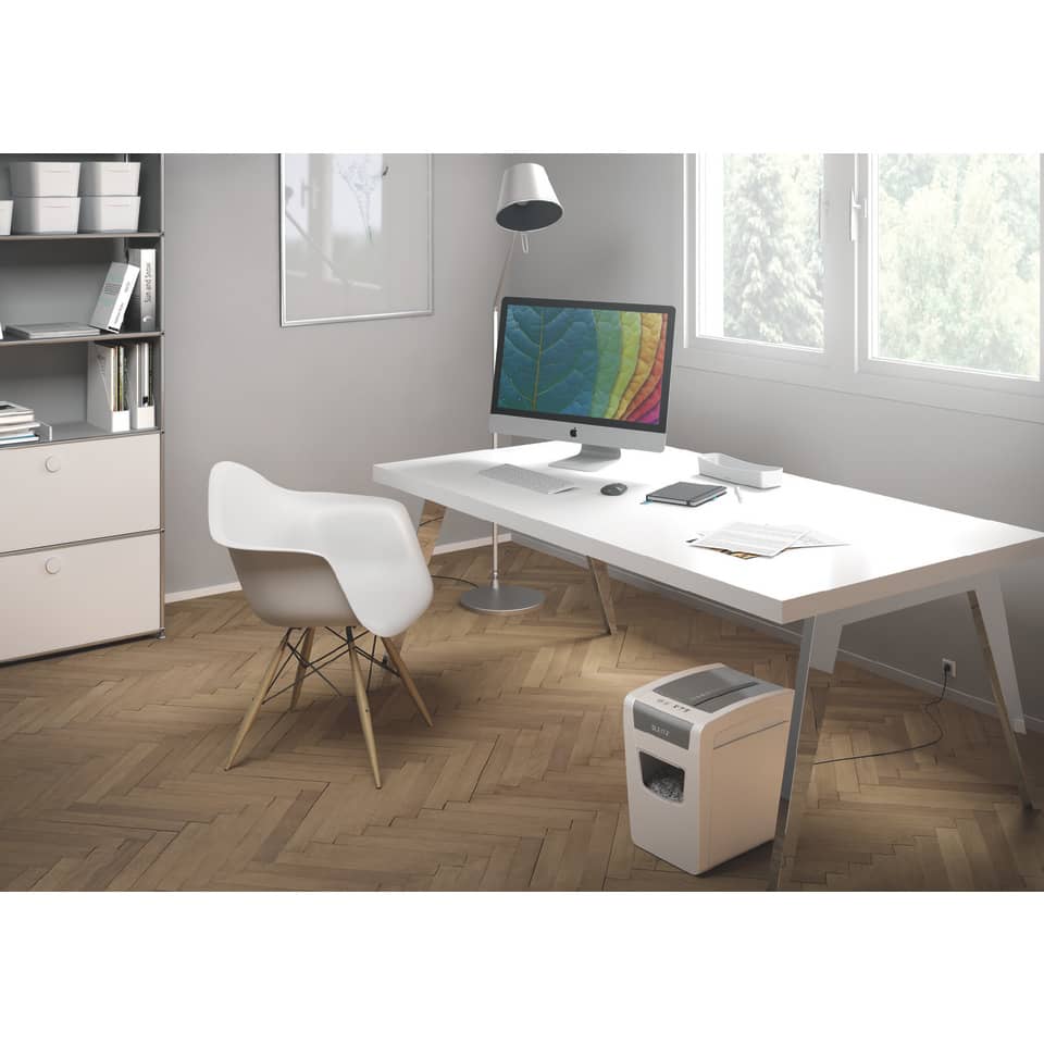 Arbeitszimmer, Schreibtisch, Desktop-Computer, Halm-Bretterboden, Aktenordner
