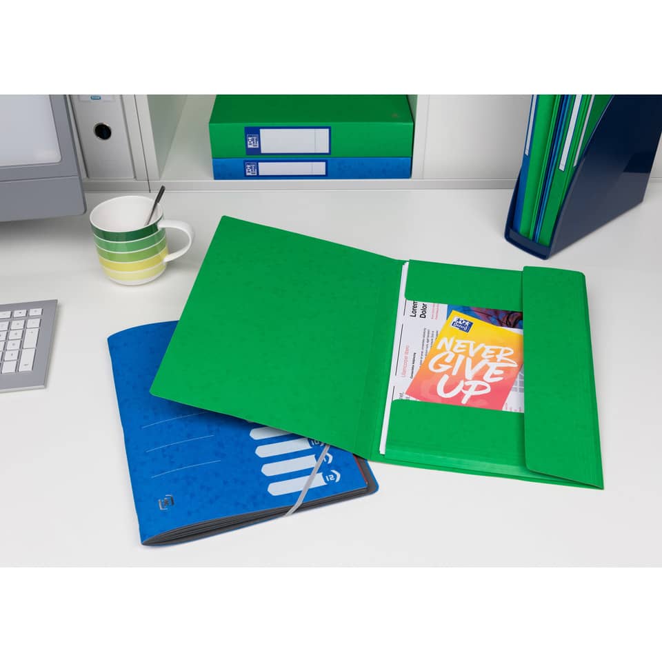 grüne Ordner, Präsentationsordner, Dokumentenordner, blauer Ordner, Büro Schreibtisch