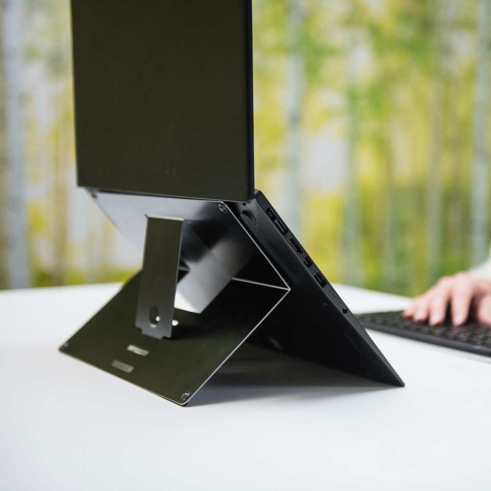 Monitorständer, verstellbarer Ständer, Schreibtisch-Setup, schwarzmetall, Computermonitor
