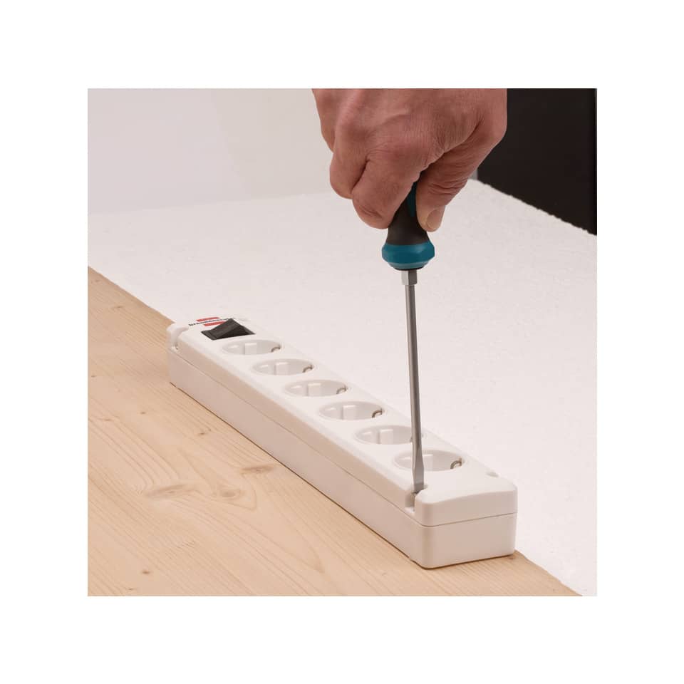Mehrfachstecker, Steckdosenleiste, Sicherung, Schraubendreher, Werkzeug