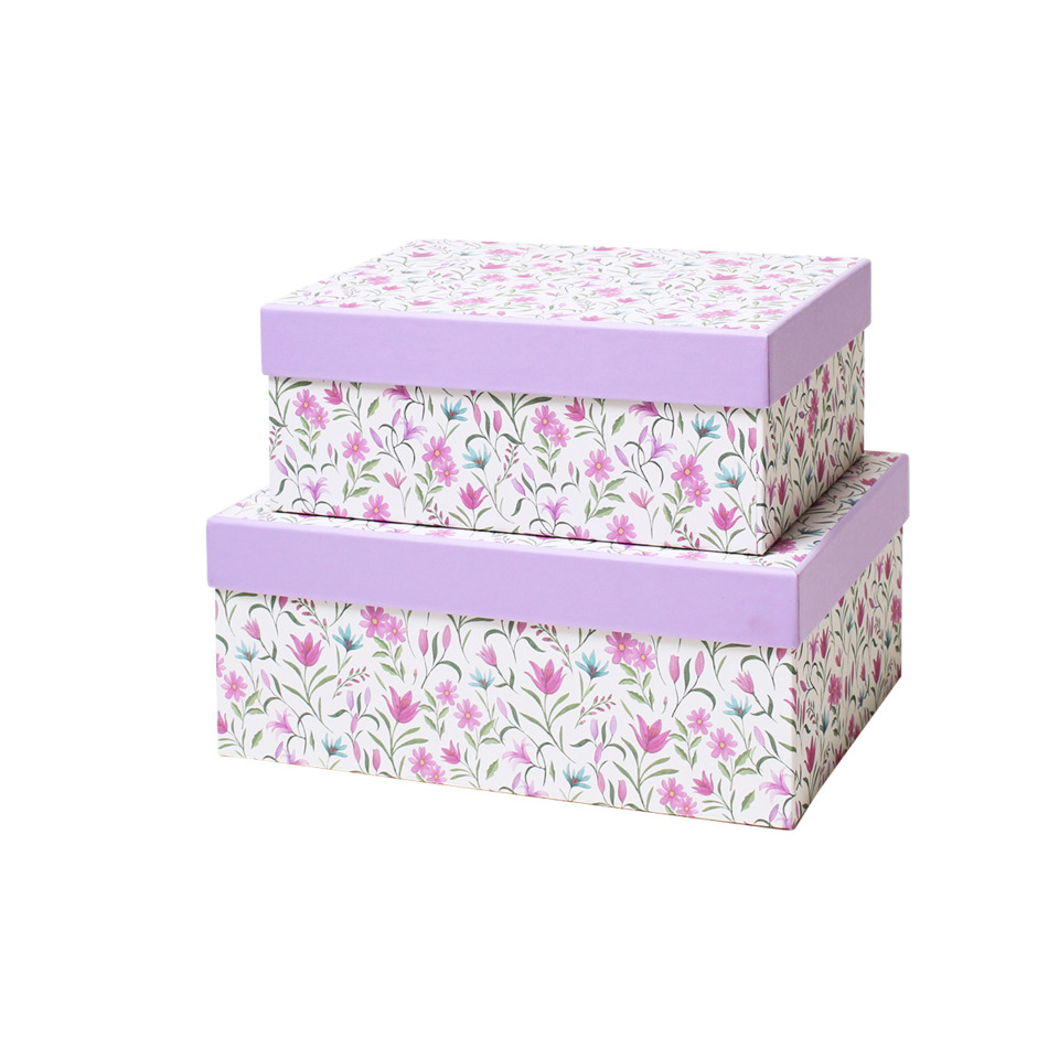 Box, Geschenkbox, Blumenmuster, lila Deckel, gestapelte Boxen