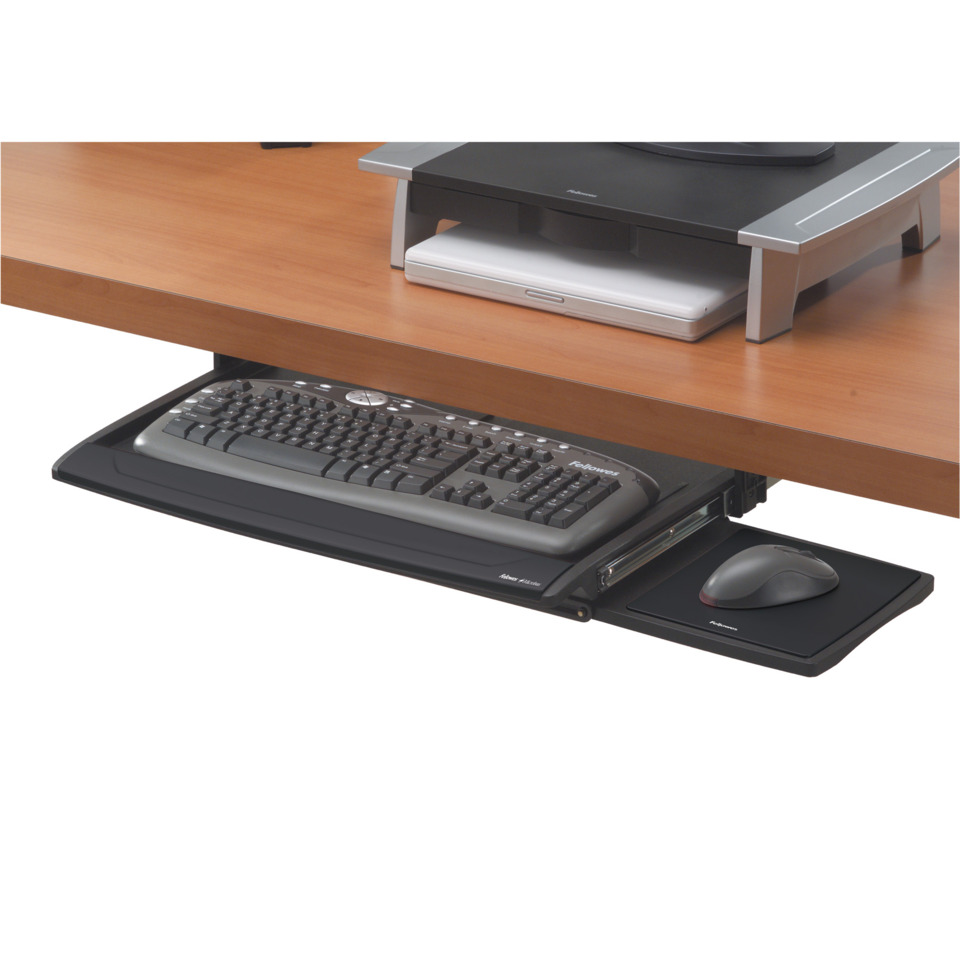Kabelgebundene Tastatur, USB-Tastatur, PC-Zubehör, Schreibtisch-Setup, Kabelsalat vermeiden, Schreibtisch, Tastatur, Maus, Tastaturablage, Computerzubehör