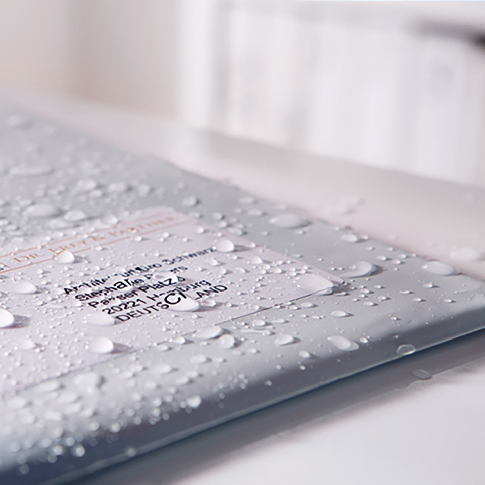 metallisch, Kreditkarte, Wassertropfen, Oberfläche, Karte, tape measure, cardboard box, water droplets, label, flat lay