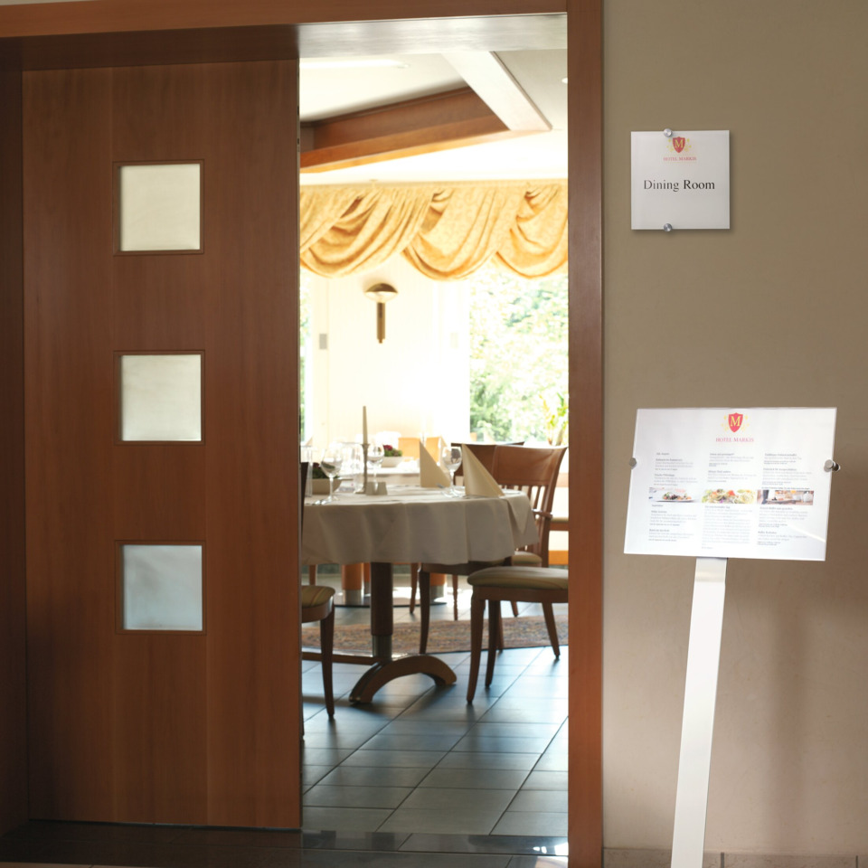 dining room, restaurant, table setting, chairs, interior