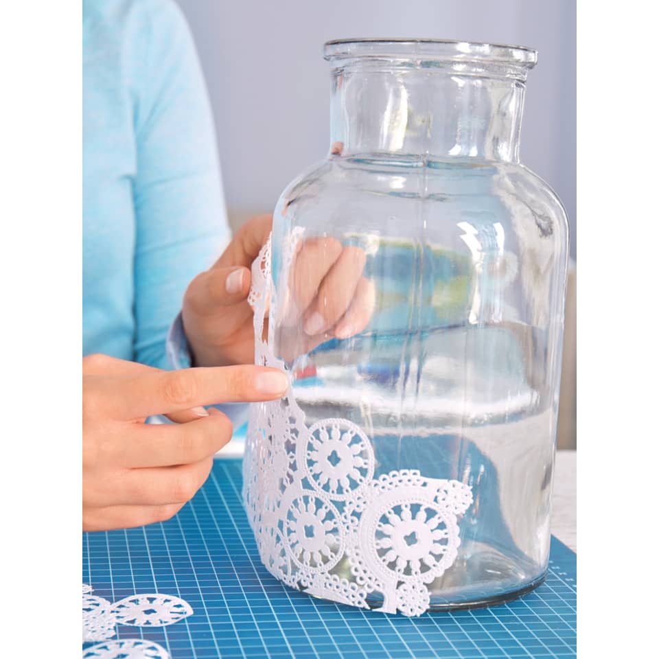 Glasgefäß, Vase, Dekoration, Schneekrone, Papierband