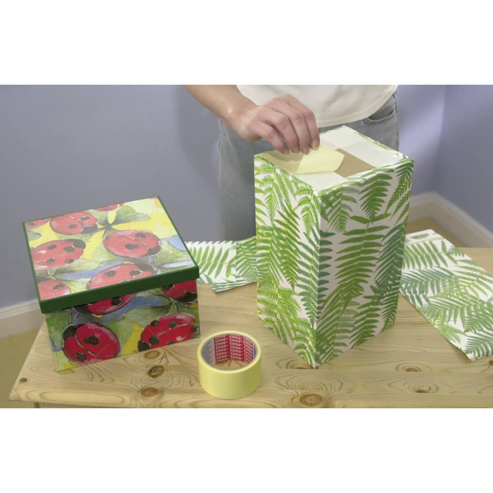 Geschenkverpackung, Papierverpackung, Blättermuster, Grüne Muster, Tape/Masking Tape